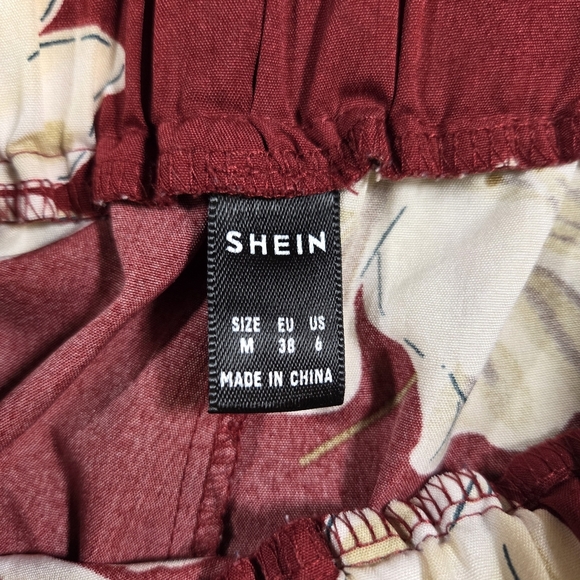SHEIN Burgundy Floral Paper Bag Waist Shorts Size Med - Picture 5 of 5